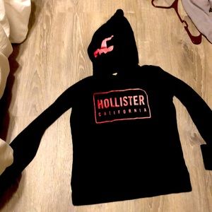 Holister brand cute sweater